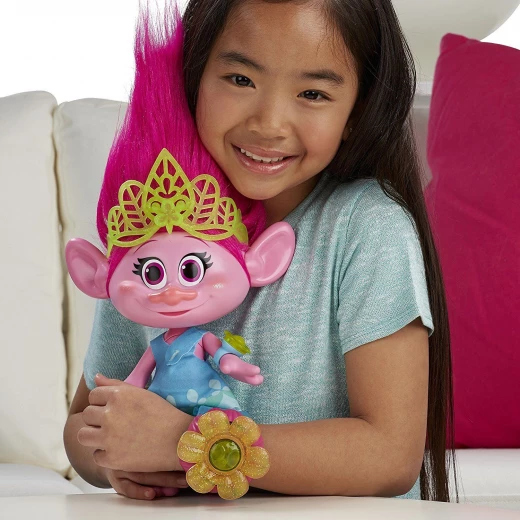 Trolls Dream Works Hug Time Poppy Doll Trolls Dream Works Hug Time Poppy Doll