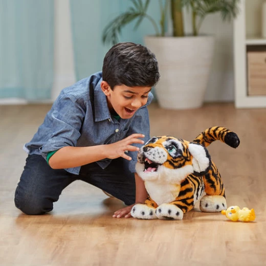 FurReal Roarin Tyler, the Playful Tiger - هاسبرو - Image 6