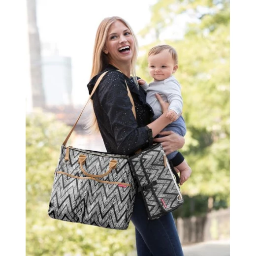 Skip Hop Duo Special Edition - Zig Zag Zebra - سكيب هوب - Image 4