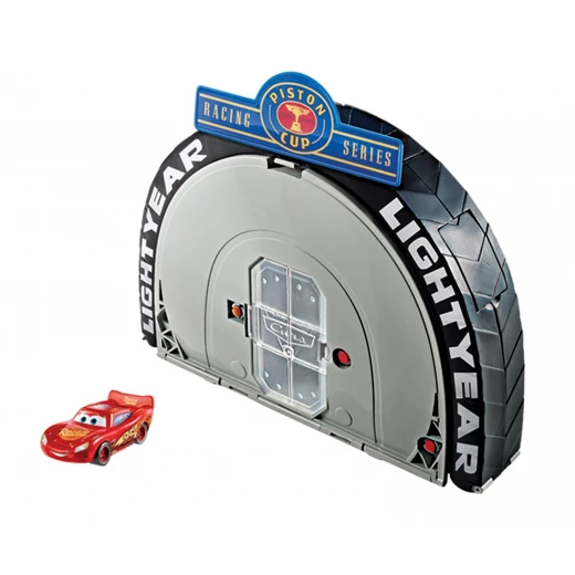 Disney - Pixar Cars 3 Piston Cup Portable Playset, Toy Car Storage - ديزني - Image 5