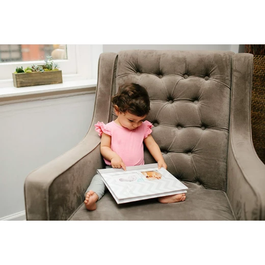PearHead My Memory Baby Book Chevron, Gray - بيرهيد - Image 14