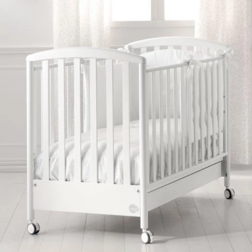 سرير أطفال Baby Expert موديل Cucciolo – لون أبيض ناصع سرير أطفال Baby Expert موديل Cucciolo – لون أبيض ناصع