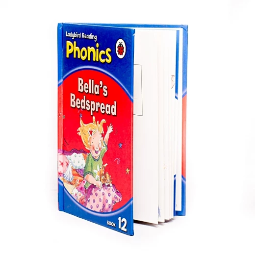 Ladybird : Phonics : Bellas Bedspread - كتب ليدي بيرد - Image 3