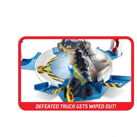 Hot Wheels® Monster Trucks Mecha Shark Face-Off Play Set - هوت ويلز - Image 3