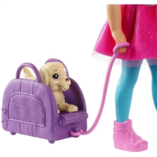 Barbie® Travel ​Chelsea™ Doll - باربي - Image 3