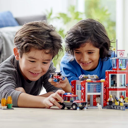 LEGO City: Fire Station - ليجو - Image 3