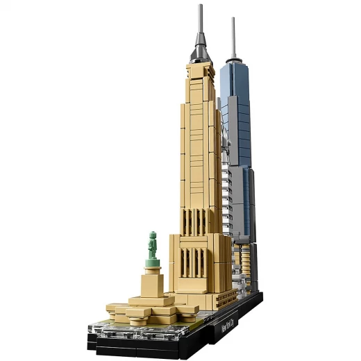 LEGO Architecture New York City Model Building Set, Skyline Collection with 4 Buildings and Minature Statue of Liberty - ليجو - Image 3
