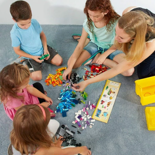 LEGO Classic: Large Creative Brick Box - ليجو - Image 5