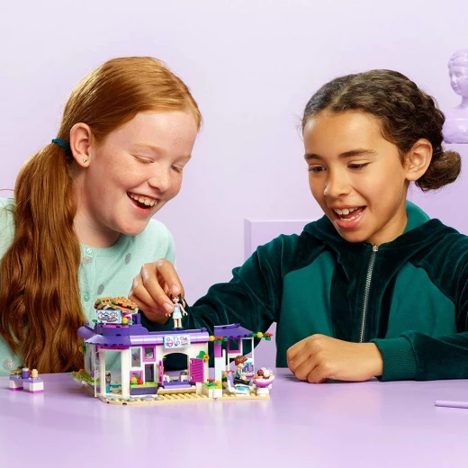 LEGO Friends: Emma's Art Café - ليجو - Image 4