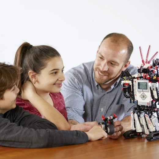 Lego Mind Storms Robot Kit with Remote Control for Kids, 601 pieces - ليجو - Image 6