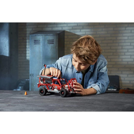 LEGO Technic: First Responder - ليجو - Image 8