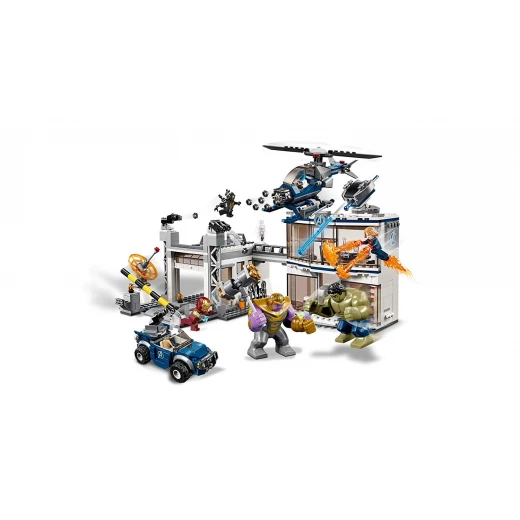 LEGO Marvel Avengers Compound Battle Building Set includes Toy Car, Helicopter, and popular Avengers Characters Iron Man, Thanos and more (699 Piec - ليجو - Image 5