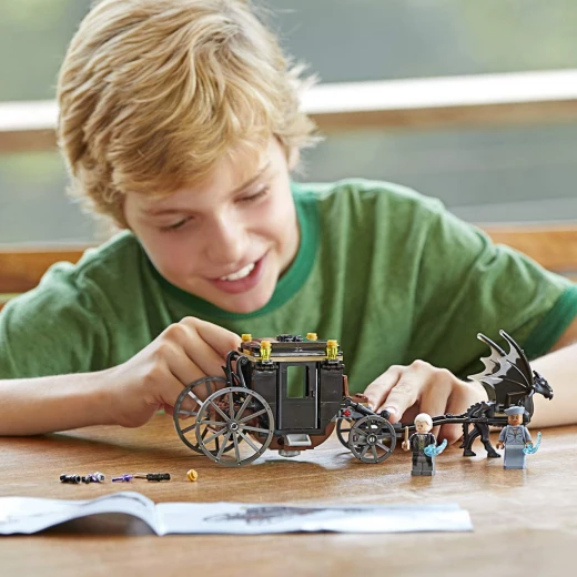 Lego Grindelwald´s Escape 132 Pieces - ليجو - Image 4