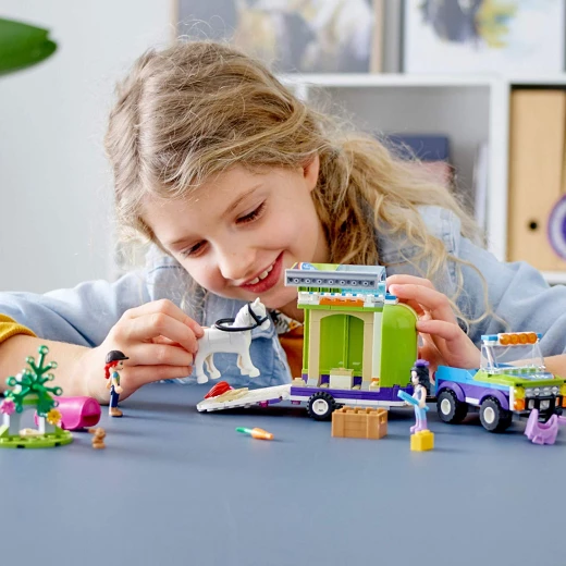 Lego Mia's Horse Trailer 216 Pieces - ليجو - Image 3