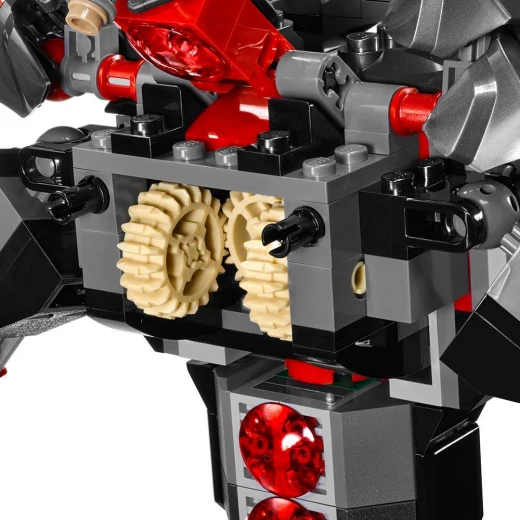 Lego  Dawn of Iron Doom 704 Pieces - ليجو - Image 3