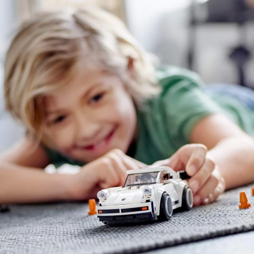 LEGO Speed ​​Champions 1974 Porsche 911 Turbo  Construction Kit (180 pieces) - ليجو - Image 4
