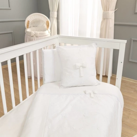 Funna Baby Bed Set 8pcs Premium, White, 70 X 140 cm Funna Baby Bed Set 8pcs Premium, White, 70 X 140 cm