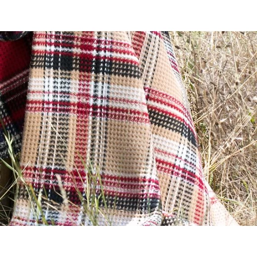 Madame Coco - Plaid Scotch Blanket - Single Beige / Red - مدام كوكو - Image 2