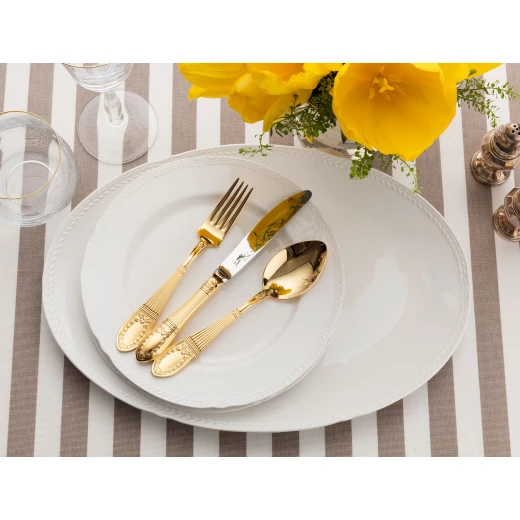 Madame Coco Spring New Bone China Serving Plate Madame Coco Spring New Bone China Serving Plate