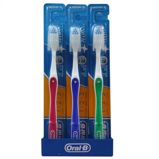 Oral-B 123 Clean Fresh Toothbrush - 40 Medium Oral-B 123 Clean Fresh Toothbrush - 40 Medium