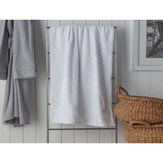 Madame Coco - Bamboo Bath Towel, White Madame Coco - Bamboo Bath Towel, White