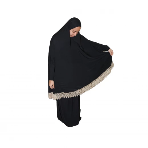 طقم صلاة نسائي بالكامل ، قطعتين ،باللون الأسود مع دانتيل ذهبي طقم صلاة نسائي بالكامل ، قطعتين ،باللون الأسود مع دانتيل ذهبي