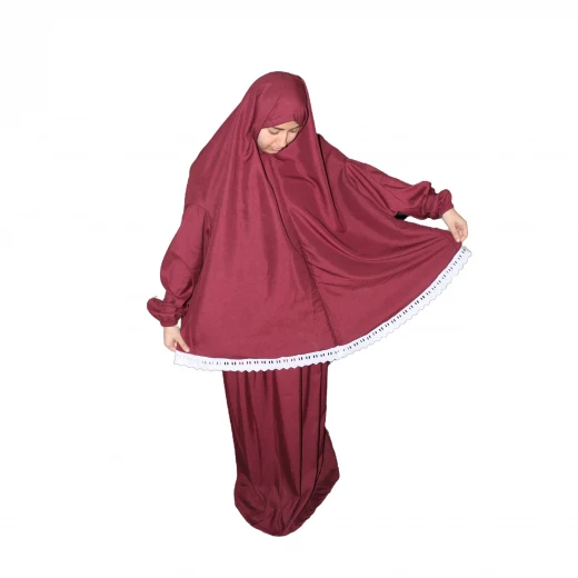 طقم صلاة نسائي بالكامل ، قطعتين ،باللون الخمري مع دانتيل أبيض طقم صلاة نسائي بالكامل ، قطعتين ،باللون الخمري مع دانتيل أبيض