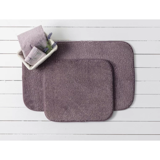 Madame Coco Acel 2-Piece Bath Mat Set - Burgundy Madame Coco Acel 2-Piece Bath Mat Set - Burgundy