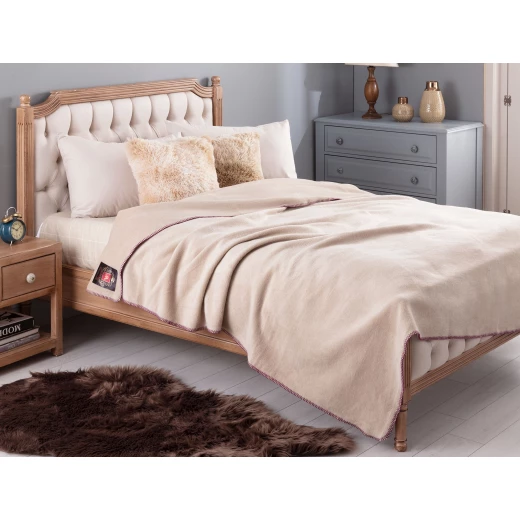 Madame Coco Étoile Double Plain Cotton Blanket - Beige Madame Coco Étoile Double Plain Cotton Blanket - Beige