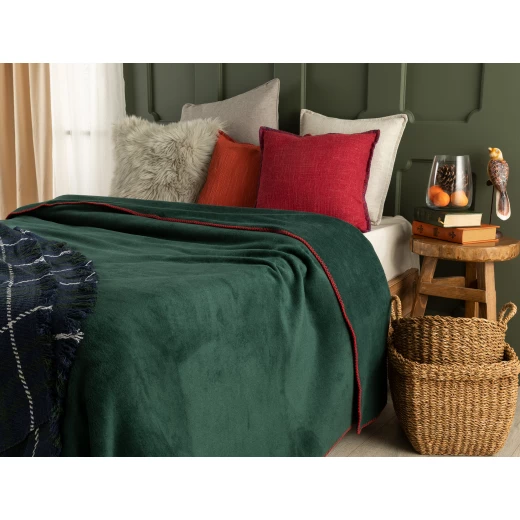 Étoile Double Plain Cotton Blanket - Dark Green Étoile Double Plain Cotton Blanket - Dark Green