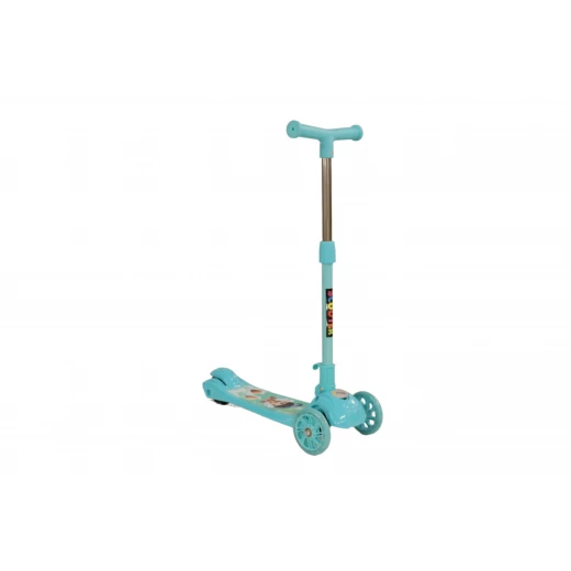 Scooter With two Front Wheels and One Back Wheel, Turquoise Scooter With two Front Wheels and One Back Wheel, Turquoise