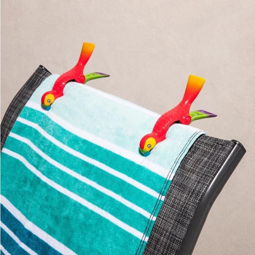 O2COOL Boca Clips Beach Towel Holders - Parrot - O2Cool - Image 2