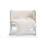 طقم مفرش من بيبي وين  كريمي