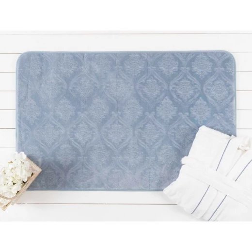 سجادة حمام إمبوس من مدام كوكو ، ازرق، 70*110 سم سجادة حمام إمبوس من مدام كوكو ، ازرق، 70*110 سم