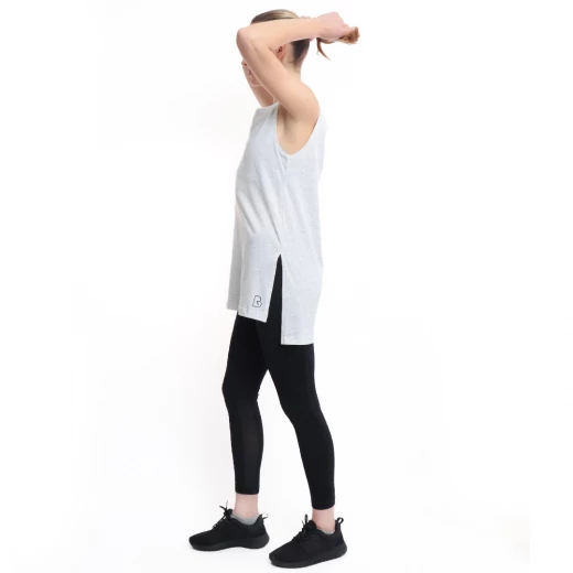 بلوزة نسائية ناعمة بجانب منخفض، مقاس متوسط، باللون السكني من أر بي - أر بي - Image 4