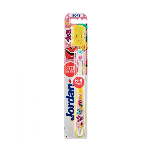 Jordan Children's Toothbrush Jordan Step 3 (6-9 years) Soft Brush with a Cap for Travel - باللون الاحمر - جوردان - Image 2