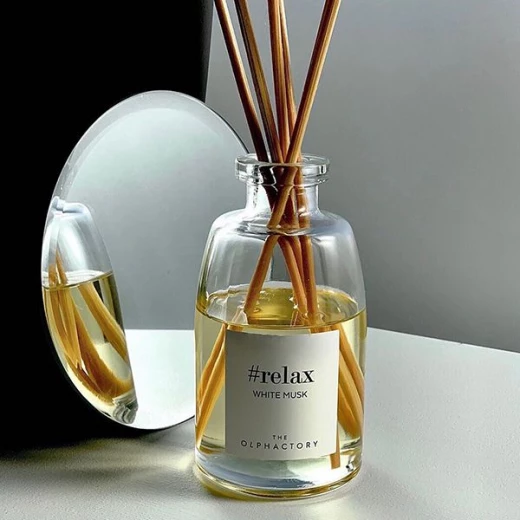 معطر جو مع عيدان, استرخ برائحة المسك الأبيض, 100 مل من أمبيانتاير - أمبيانتاير - Image 2