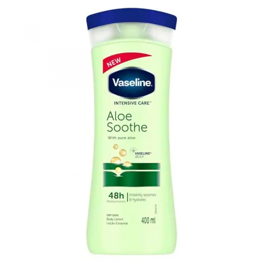 لوشن للعناية المركزة بخلاصة الصبار من فازلين 400 مل. لوشن للعناية المركزة بخلاصة الصبار من فازلين 400 مل.