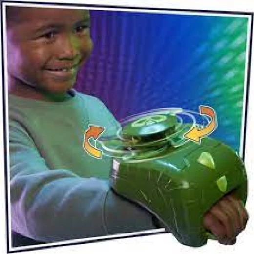 Hasbro ,PJ Masks Gekko Green Hero Gantlet Glove - Hasbro - Image 2