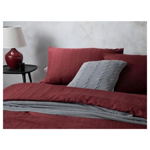 طقم غطاء لحاف أورورا سيلكي تاتش مقاس سوبر كينج, لون احمر, 220* 260 سم, 4 قطع من انجلش هوم - انجلش هوم - Image 3