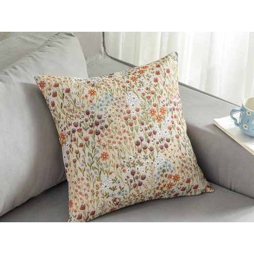 غطاء وسادة فريسكو جوبلين, 45*45 سم, بيج من انجلش هوم غطاء وسادة فريسكو جوبلين, 45*45 سم, بيج من انجلش هوم