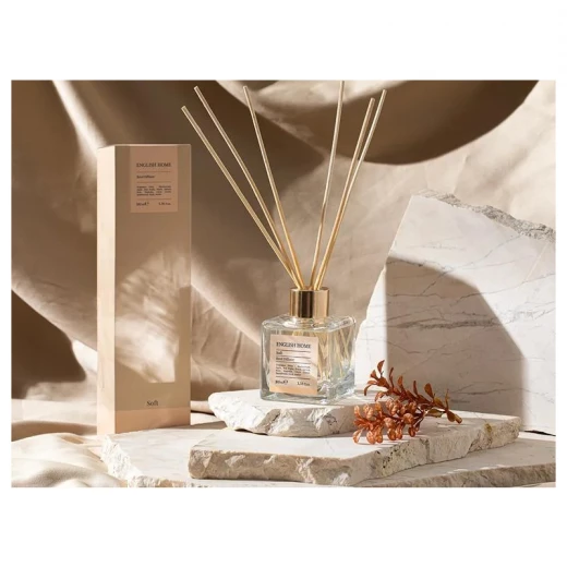 معطر غرف ستيك سوفت بعطر الليلك, 100 مل من إنجلش هوم معطر غرف ستيك سوفت بعطر الليلك, 100 مل من إنجلش هوم