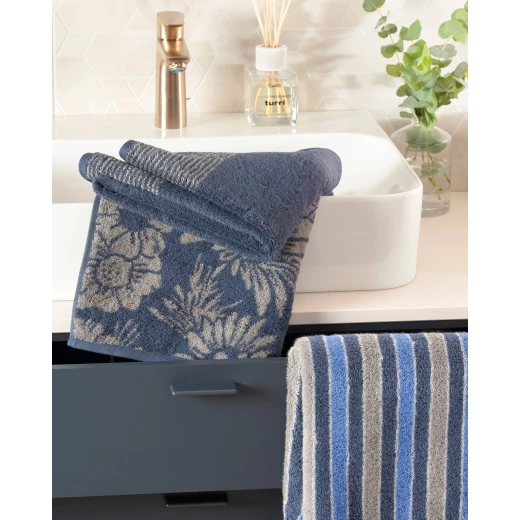Cawo Two-Tone Bath Towel, Blue Color, 80*150 Cm - Cawo - Image 2