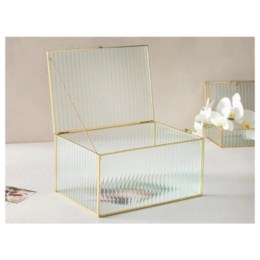 صندوق ديكور زجاجي فاخر، لون ذهبي، 30×20×15 سم من انجلش هوم - انجلش هوم - Image 2