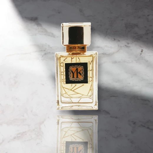 عطر ياسمين خطاب إيسيان 50 مل: عطر حمضيات وزهور للنساء، عطر يدوم طويلاً - ياسمين خطاب - Image 2