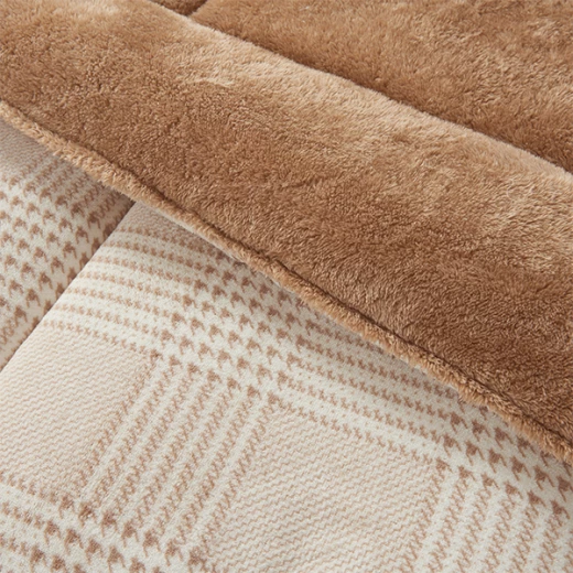 Nova Home Sketch Winter Printed Flannel Comforter Set - King/Super King  - Beige 4 Pcs - Nova Home - Image 5