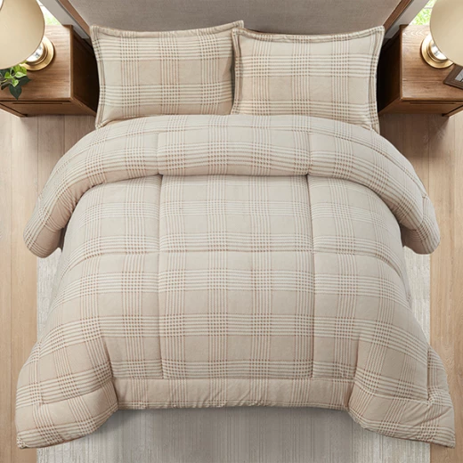 Nova Home Sketch Winter Printed Flannel Comforter Set - King/Super King  - Beige 4 Pcs - Nova Home - Image 2