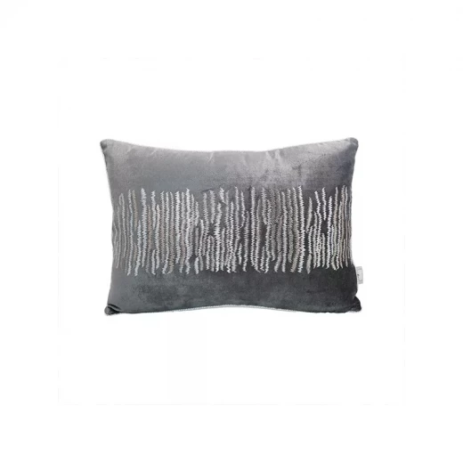 غطاء وسادة تطريز مونزا فريد 35*50 من نوفا غطاء وسادة تطريز مونزا فريد 35*50 من نوفا