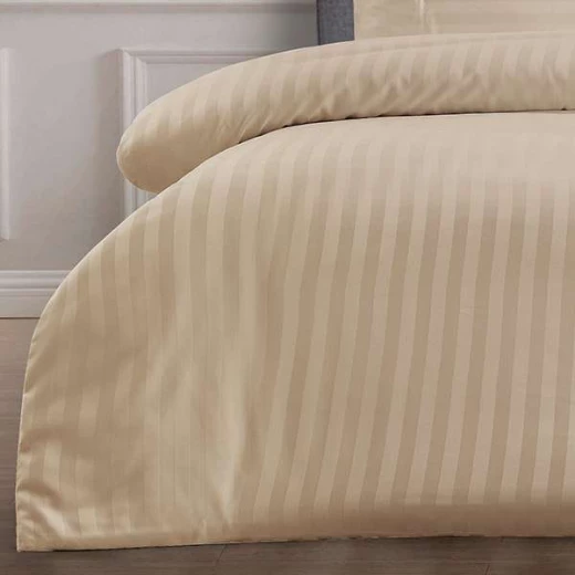 طقم وجه لحاف ستايل فندقي, بحجم 220*260, باللون البيج من نوفا هوم - نوفا هوم - Image 2