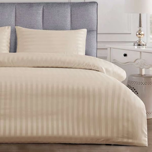 طقم وجه لحاف ستايل فندقي, بحجم 220*260, باللون البيج من نوفا هوم - نوفا هوم - Image 4